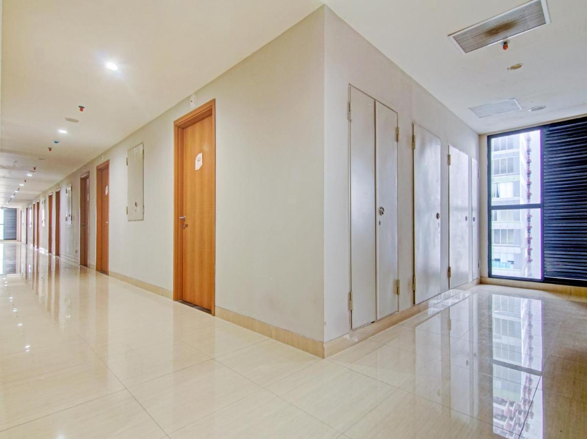 Oyo 90339 Evenciio Apartment Syariah Depok Exteriér fotografie